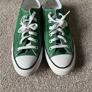 Converse Womens Size 9.5